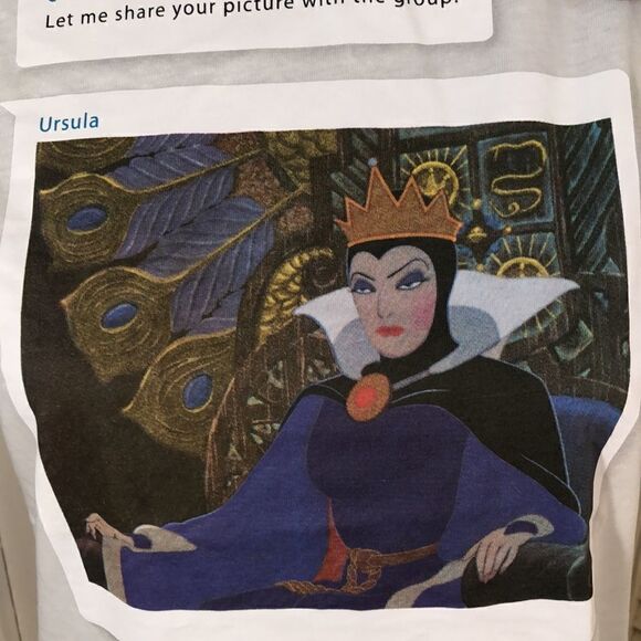 NWT Disney Villains 🦹♀️ Evil Queen Text Thread 🧵 T Shirt. - Picture 6 of 10